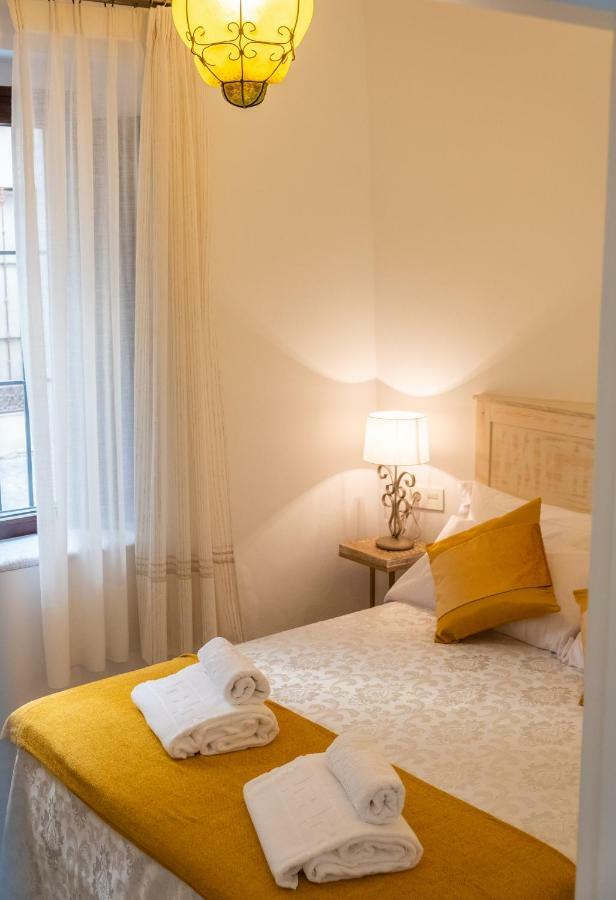Ferienwohnung La Juderia Del Buen Viaje Sevilla Exterior foto